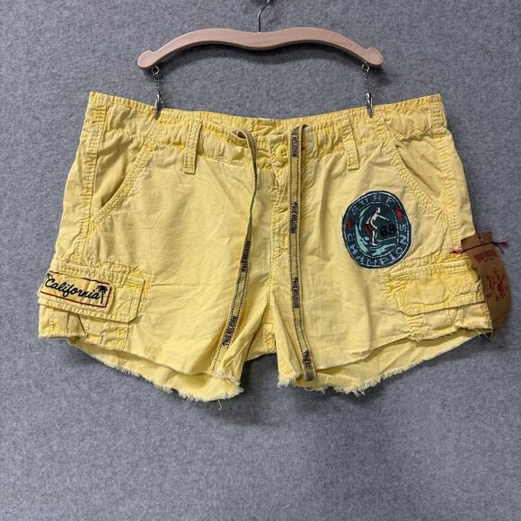 True Religion Leslie Cargo Surf Shorts Surf Champions 69 Patch Yellow Sz 27 NWT - Picture 1 of 14